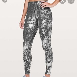 Lululemon wunder under size 6